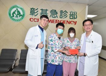 新光三越氣爆 彰基護理師英勇救人　總院長陳穆寬頒發10萬元獎勵