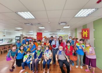 影音/伸港日照中心歡慶父親節　辦喜事張燈結綵迎熱鬧