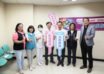 「左流右新」雙重保護　嘉義縣長者接種疫苗送200元禮券