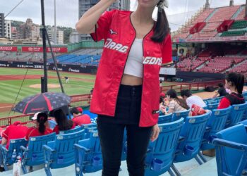 炎炎夏日去哪裡？物理治療師：棒球場啊！